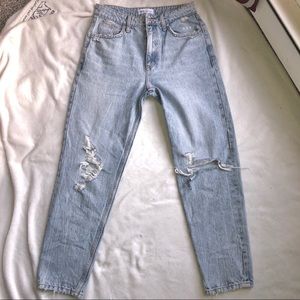 Zara High Rise / Waisted Ripped Mom Jeans 4 NWOT